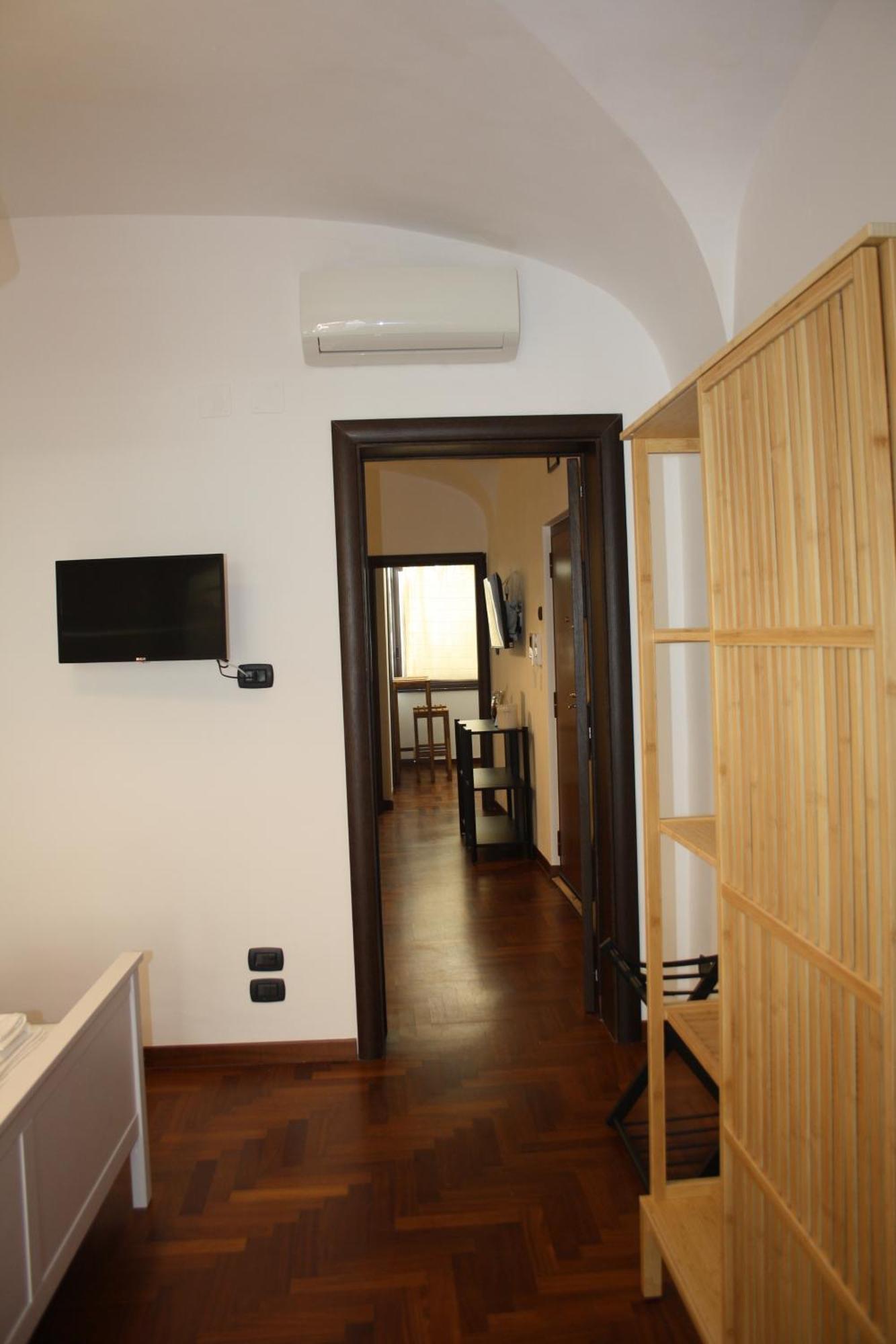 Stefano'S Apartment Bari Buitenkant foto