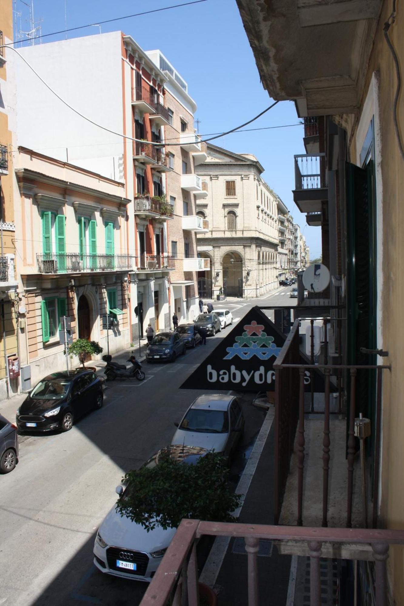 Stefano'S Apartment Bari Buitenkant foto